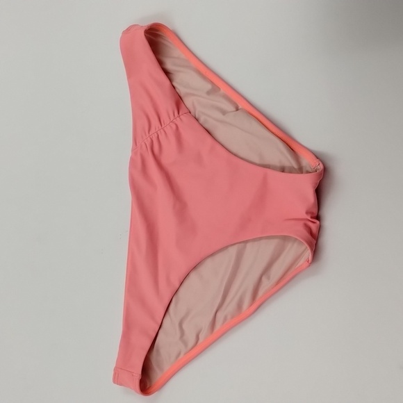Victoria Secret size large peach bikini bottom, lined - Picture 1 of 6